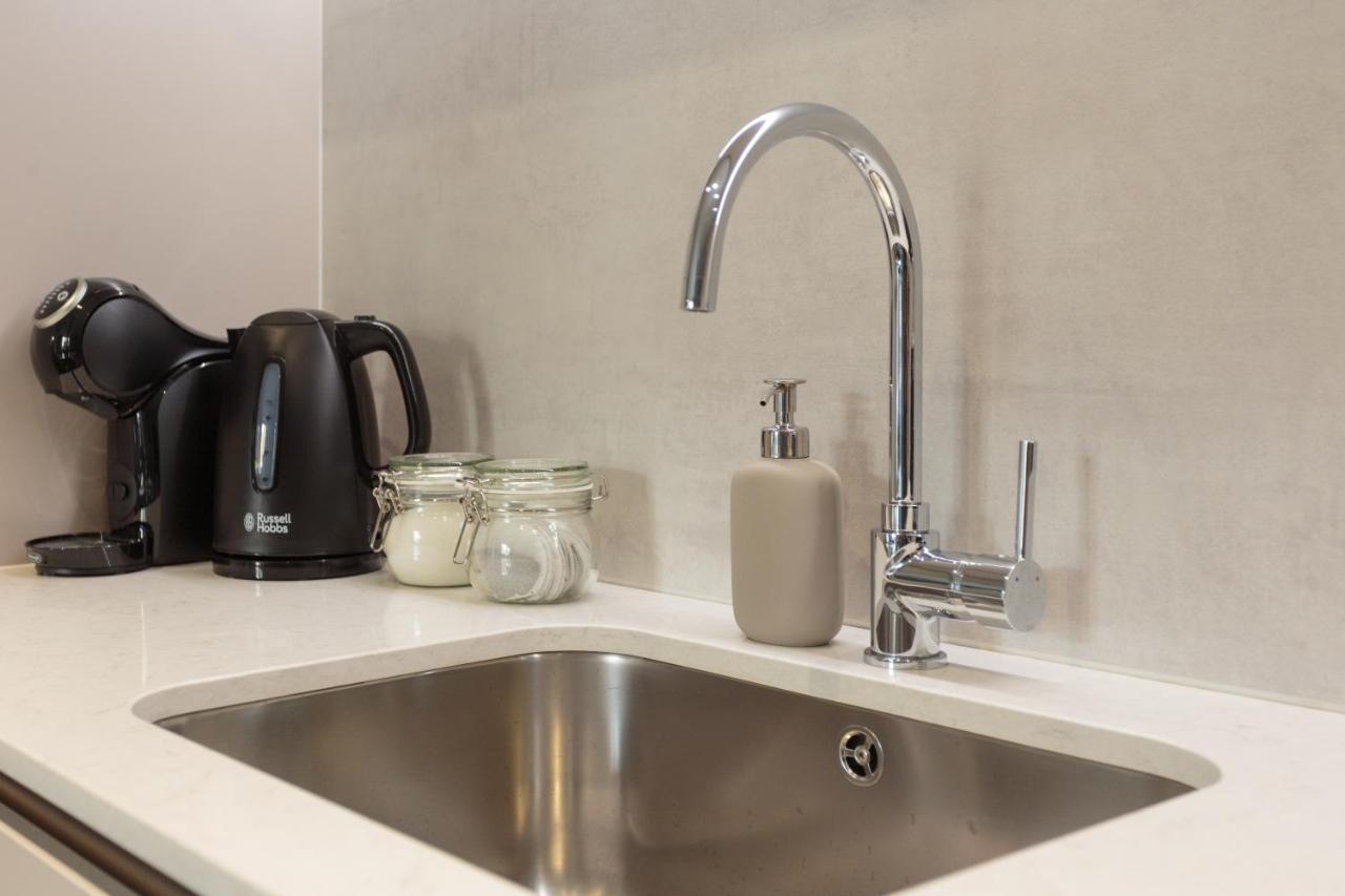 Dragon Suites - Edinburgh City Centre 2 Bed Apartment 외부 사진