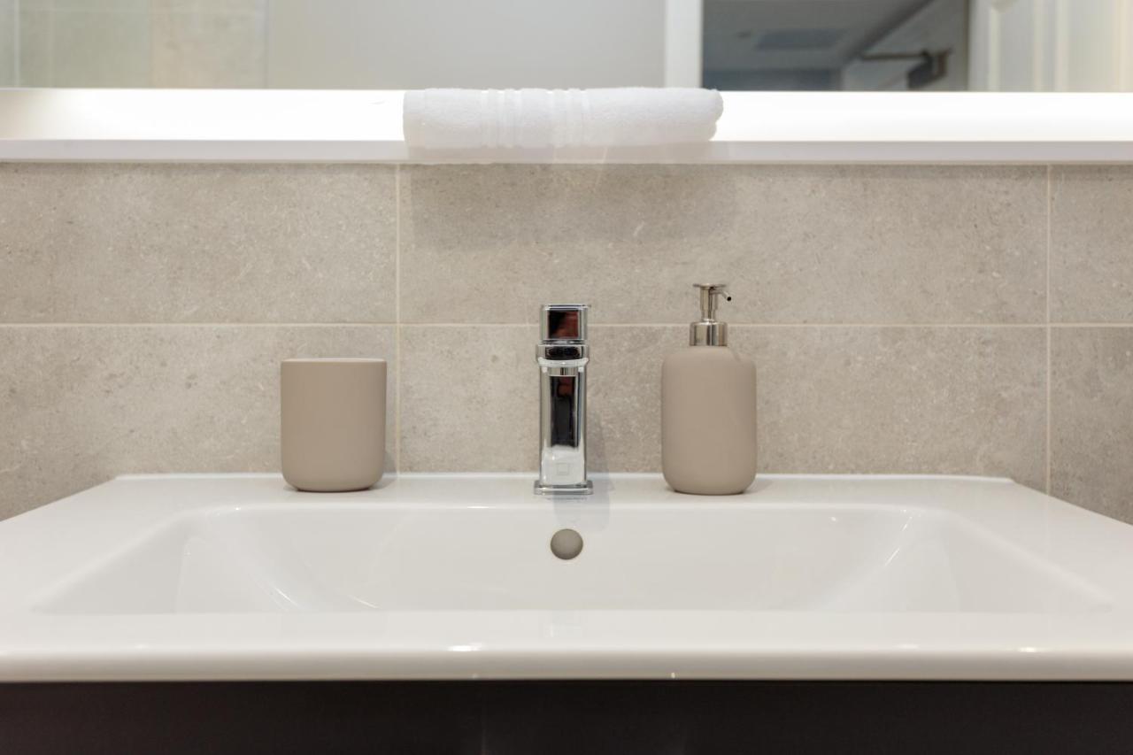 Dragon Suites - Edinburgh City Centre 2 Bed Apartment 외부 사진